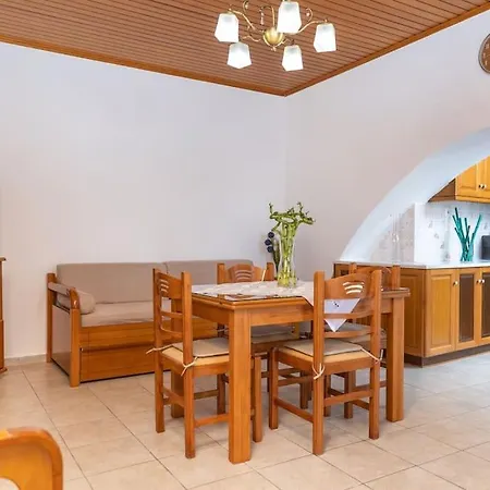 Avgerinos Holiday home
